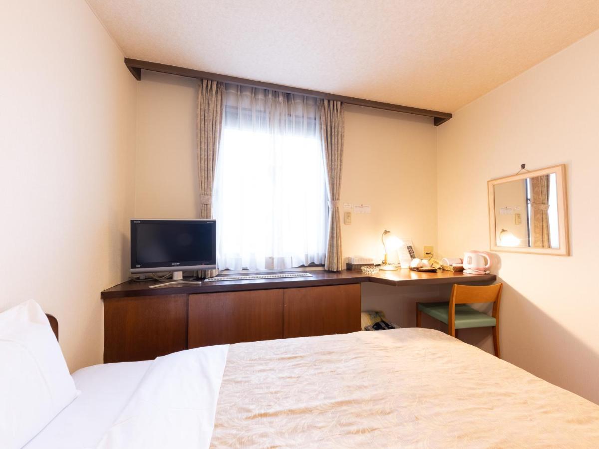 Tabist Business Hotel Takizawa Takasaki Station Nishiguchi Ngoại thất bức ảnh